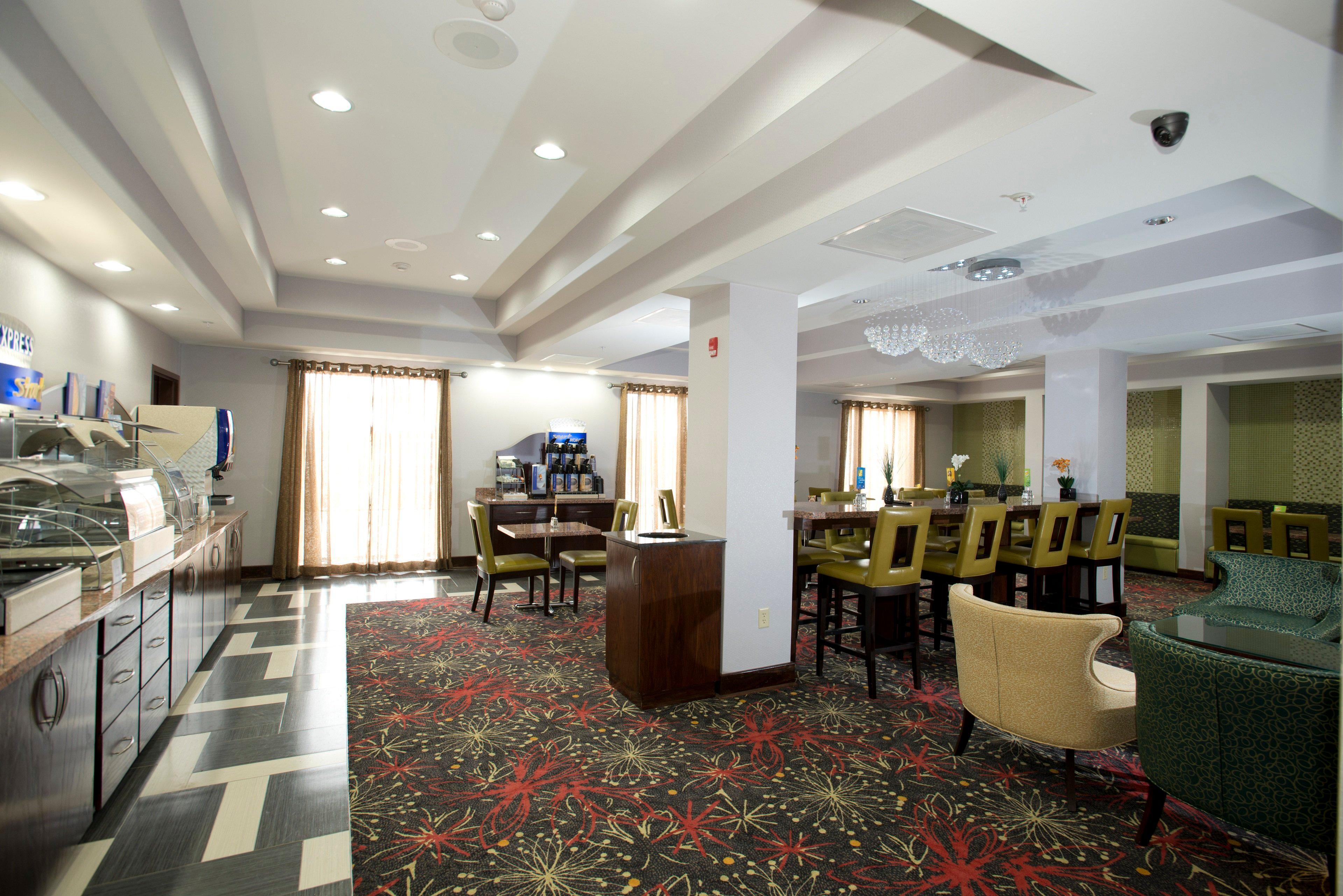 Holiday Inn Express & Suites Morrilton By Ihg Bagian luar foto