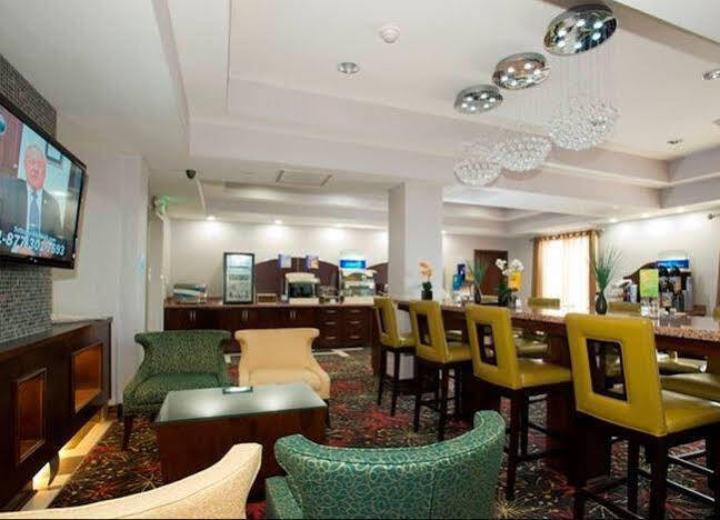 Holiday Inn Express & Suites Morrilton By Ihg Bagian luar foto